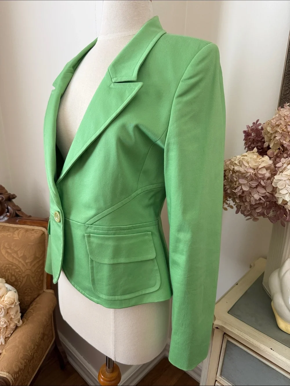 Barami Women's Green Tailored Single-Button Blazer